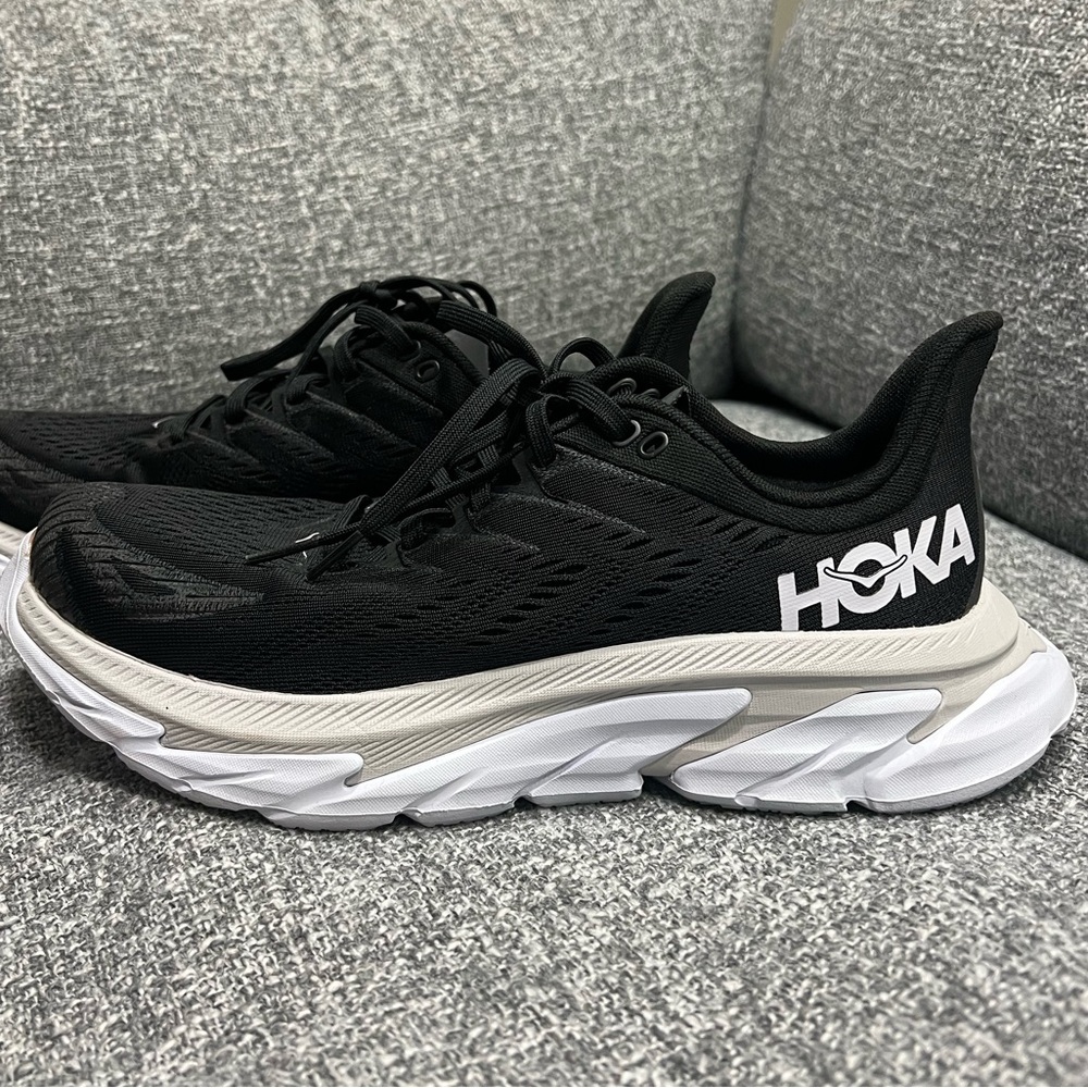 Hoka Women’s Clifton Edge Running Shoe size US 10